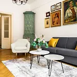 Days - One-bedroom With Workspace In The Old Town Lägenhet Prag