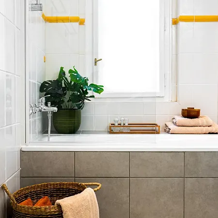 Days - Charming 1bdr - Old Town - Workspace