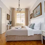 Appartement Days - One-bedroom With Workspace In The Old Town *