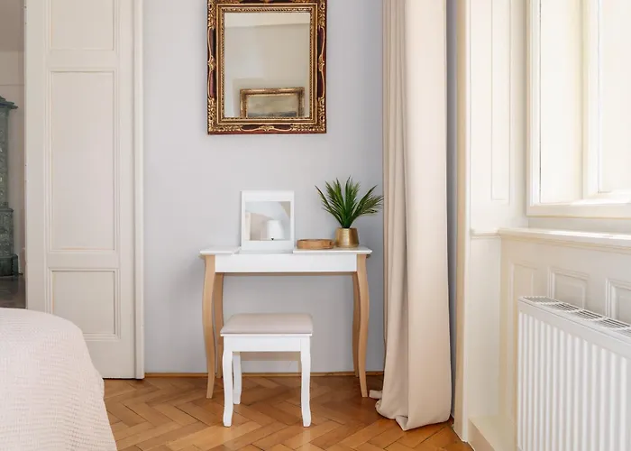 Appartement Days - One-bedroom With Workspace In The Old Town